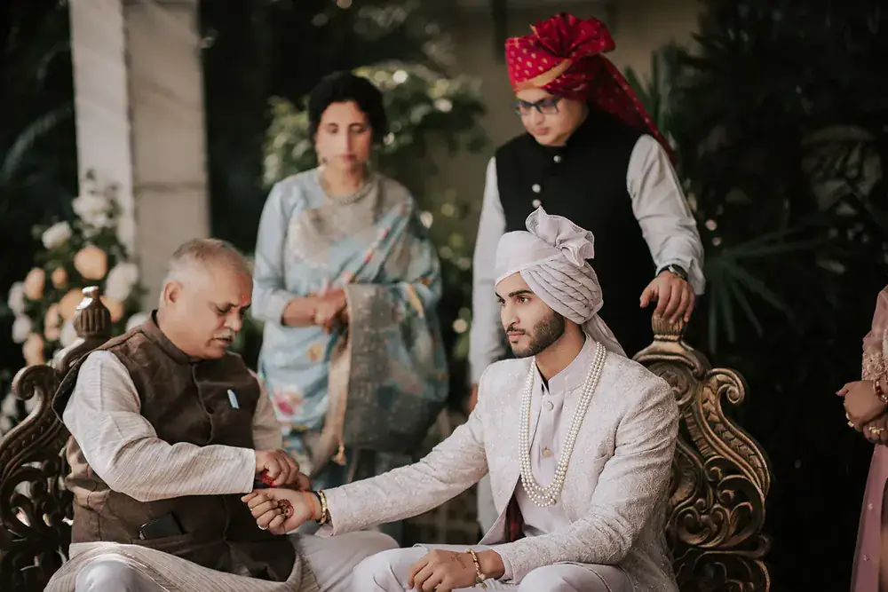 Abhinav and Chitrika, photograph 5