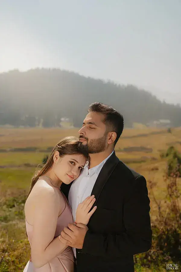 Sagar and Pritika, photograph 12