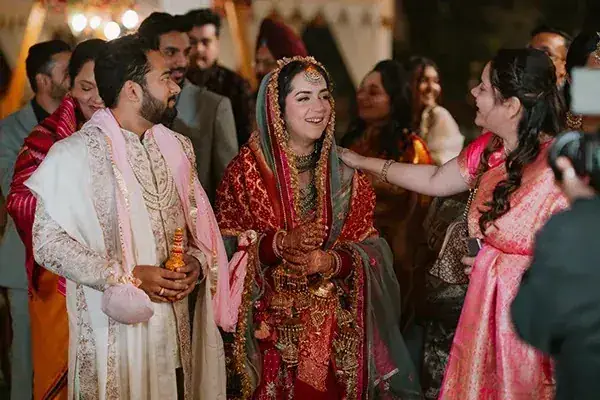 Shikhar and Aanandita, photograph 23
